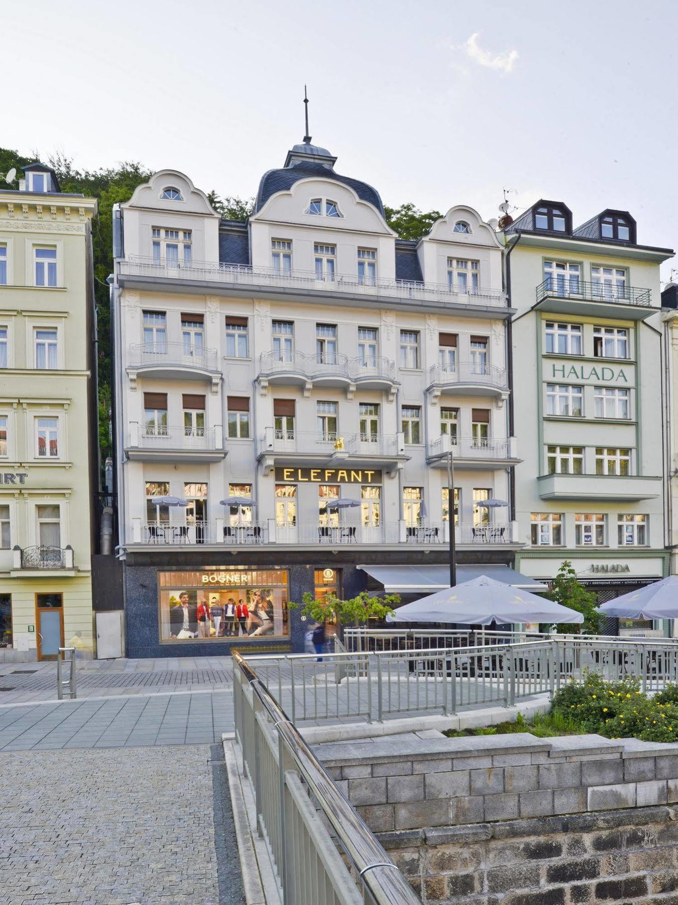 Ea Hotel Elefant KLV Exterior foto